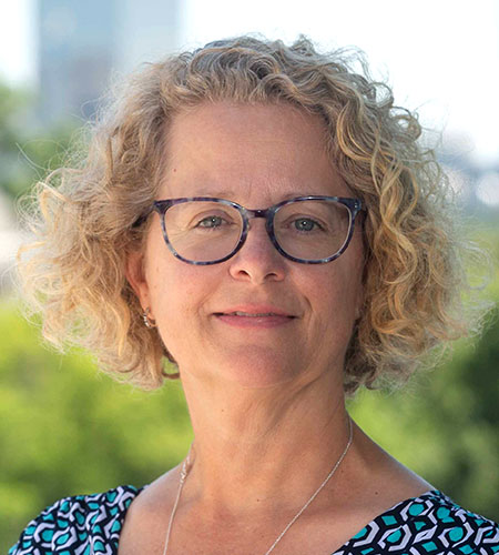Portrait of Leslie Sharp
